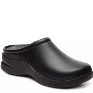 Klogs Dusty Work Clogs Matte Black Size Slip Resistant Slip-On Women’s 8